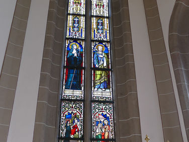 Die Chorfenster in Sankt Crescentius (Foto: Karl-Franz Thiede)